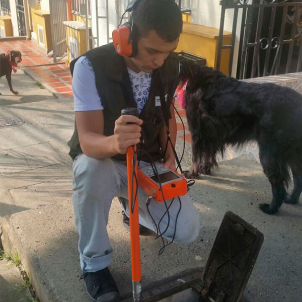 Inspección de tuberías en Laureles Medellín